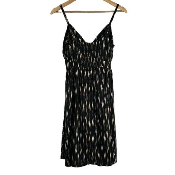 Banana Republic Dress With Cutout Front, XS Tall, NWT - Picture 5 of 11